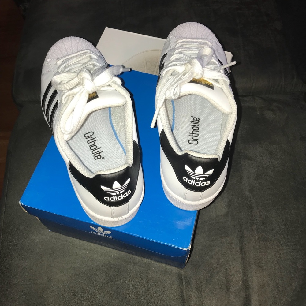 Adidas Superstar - image 1